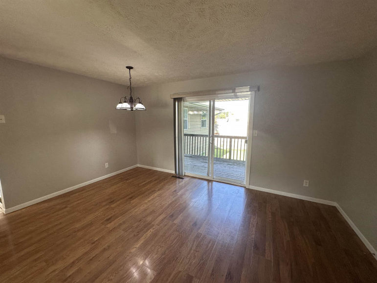 3807 13th Avenue Kearney, Nebraska 68845, 5 Bedrooms Bedrooms, ,3 BathroomsBathrooms,Residential,For Sale,3807 13th Avenue,20261304