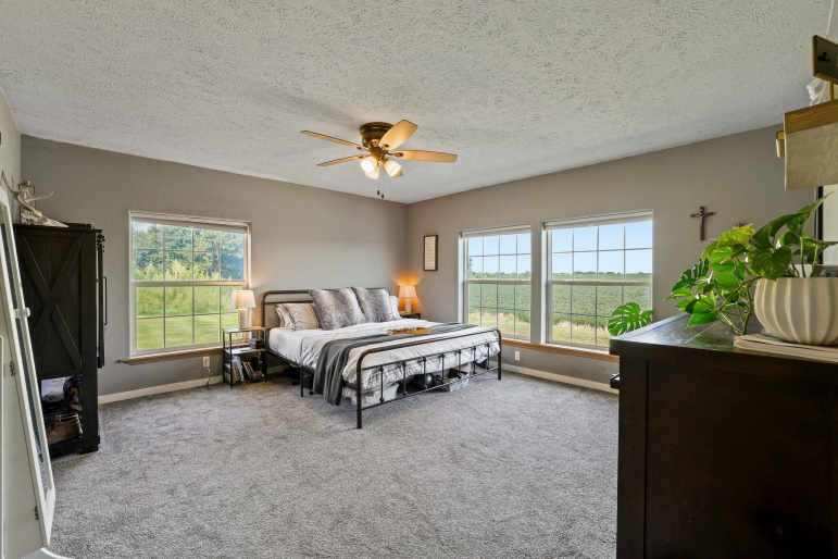 3045 S Marian Road Hastings, Nebraska 68901, 3 Bedrooms Bedrooms, ,4 BathroomsBathrooms,Residential,For Sale,3045 S Marian Road,20261303