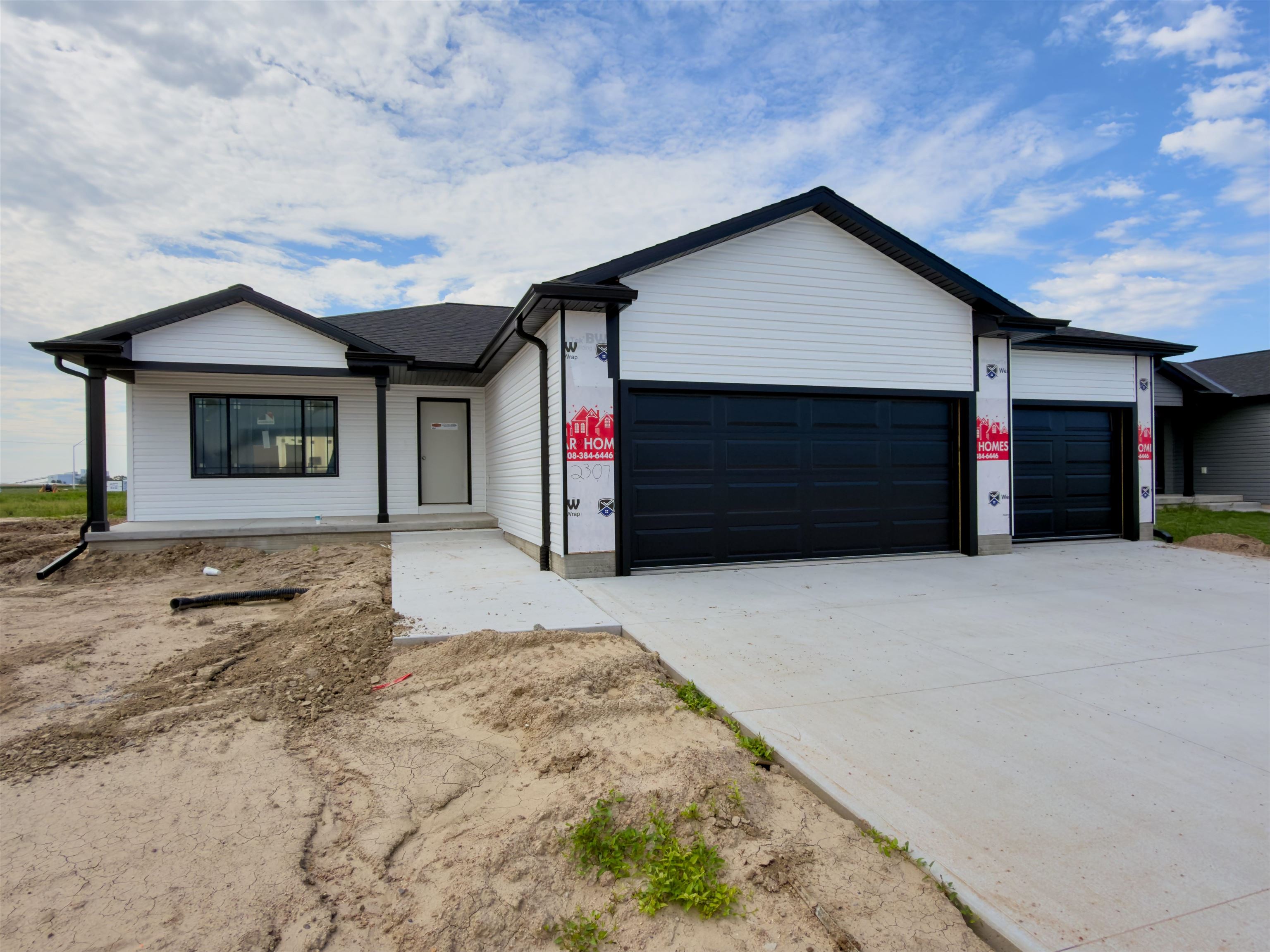 2307 E 41st Street Kearney, Nebraska 68847, 5 Bedrooms Bedrooms, ,3 BathroomsBathrooms,Residential,For Sale,2307 E 41st Street,20261300
