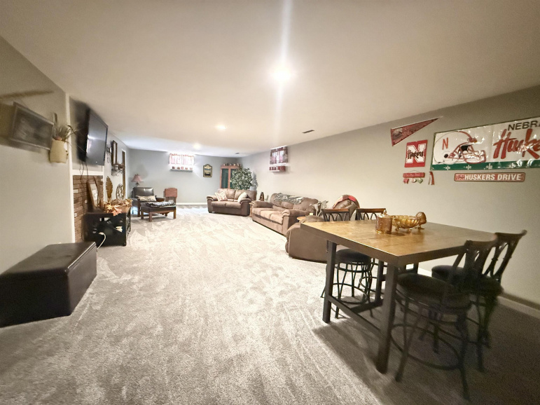 1501 Apache Avenue Hastings, Nebraska 68901, 3 Bedrooms Bedrooms, ,3 BathroomsBathrooms,Residential,For Sale,1501 Apache Avenue,20261309