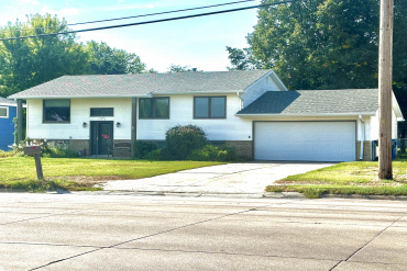 1414 W 39th Street Kearney, Nebraska 68845, 4 Bedrooms Bedrooms, ,2 BathroomsBathrooms,Residential,For Sale,1414 W 39th Street,20261308