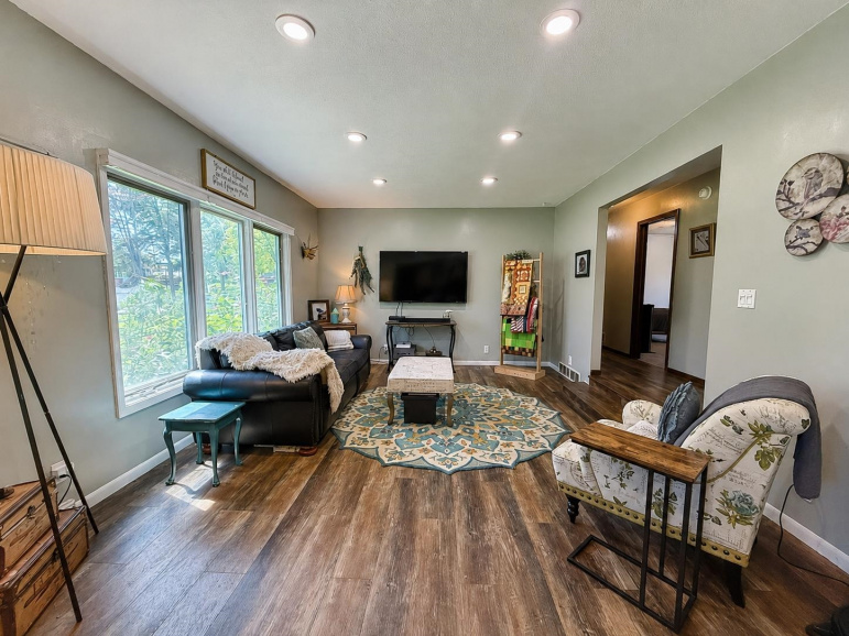 200 Cherokee Road Lexington, Nebraska 68850, 3 Bedrooms Bedrooms, ,2 BathroomsBathrooms,Residential,For Sale,200 Cherokee Road,20261306