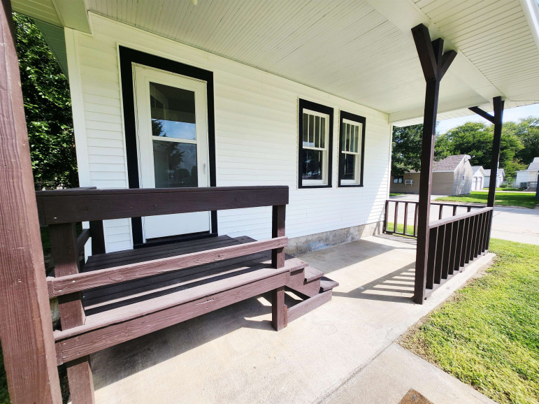822 17th Street Gothenburg, Nebraska 69138-0000, 2 Bedrooms Bedrooms, ,1 BathroomBathrooms,Residential,For Sale,822 17th Street,20261315