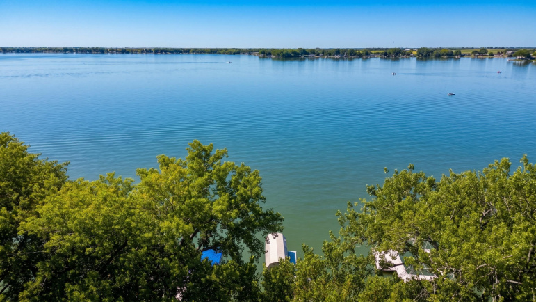 35 North Shore Drive 8 Johnson Lake, Nebraska 68937, 4 Bedrooms Bedrooms, ,3 BathroomsBathrooms,Residential,For Sale,35 North Shore Drive 8,20261322
