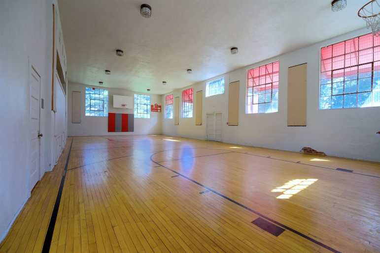 223 E 14th Street Hastings, Nebraska 68901, ,Commercial/industrial,For Sale,223 E 14th Street,20261328