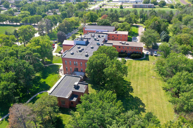 223 E 14th Street Hastings, Nebraska 68901, ,Commercial/industrial,For Sale,223 E 14th Street,20261328