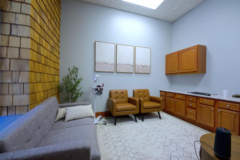 223 E 14th Street Hastings, Nebraska 68901, ,Commercial/industrial,For Sale,223 E 14th Street,20261328