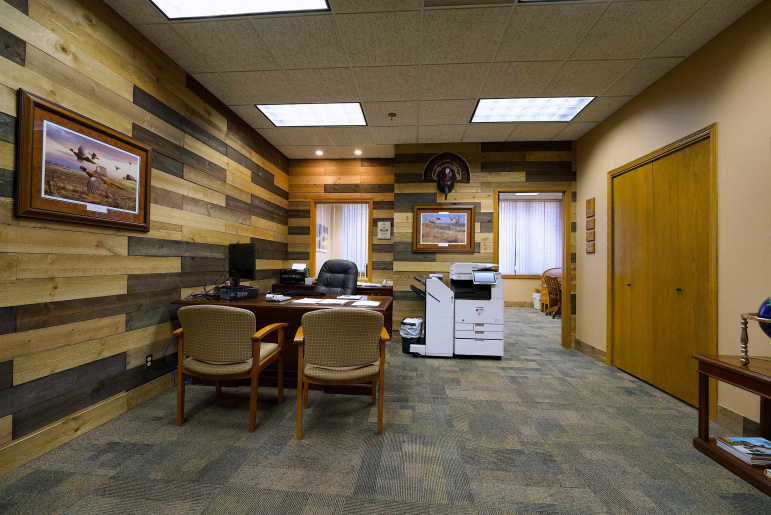 747 N Burlington Avenue Hastings, Nebraska 68901, ,Commercial/industrial,For Sale,747 N Burlington Avenue,20261329