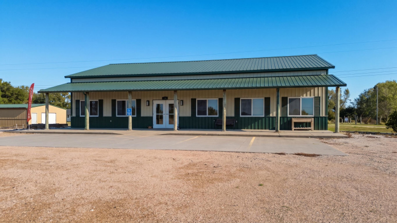75256 434 Road Lexington, Nebraska 68850, ,Commercial/industrial,For Sale,75256 434 Road,20261332