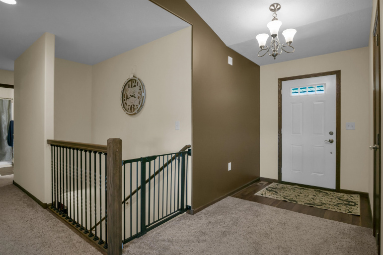 2005 E 58th Street Kearney, Nebraska 68847, 5 Bedroom Bedrooms, ,2 BathroomBathrooms,Residential,For Sale,2005 E 58th Street,20261330