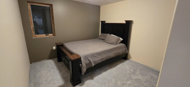 2005 E 58th Street Kearney, Nebraska 68847, 5 Bedroom Bedrooms, ,2 BathroomBathrooms,Residential,For Sale,2005 E 58th Street,20261330