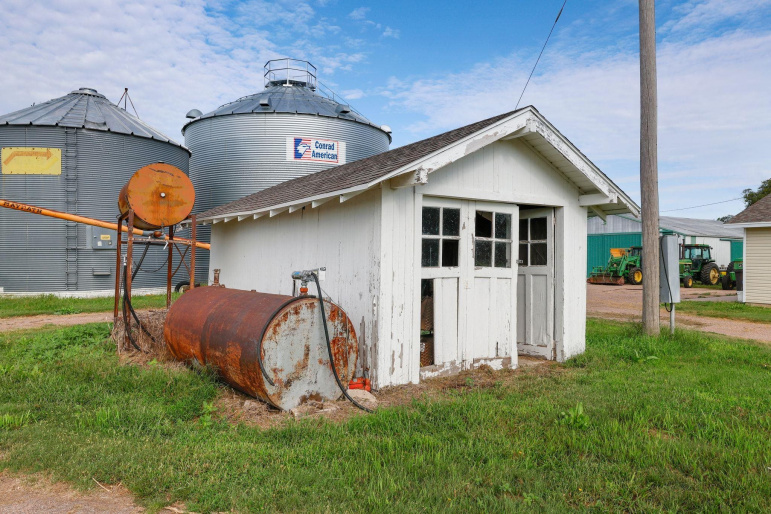 371 38 Road Minden, Nebraska 68959, 3 Bedrooms Bedrooms, ,1 BathroomBathrooms,Residential,For Sale,371 38 Road,20261334