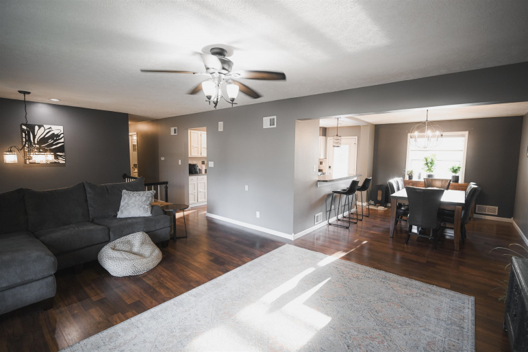 1318 Regency Drive Hastings, Nebraska 68901, 4 Bedroom Bedrooms, ,3 BathroomBathrooms,Residential,For Sale,1318 Regency Drive,20261338