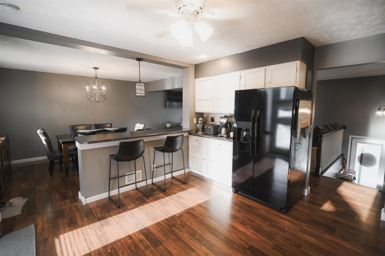 1318 Regency Drive Hastings, Nebraska 68901, 4 Bedroom Bedrooms, ,3 BathroomBathrooms,Residential,For Sale,1318 Regency Drive,20261338
