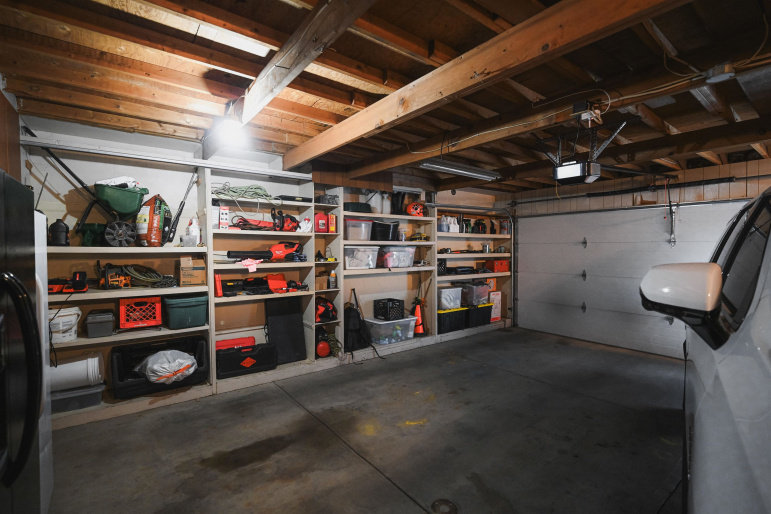 1318 Regency Drive Hastings, Nebraska 68901, 4 Bedroom Bedrooms, ,3 BathroomBathrooms,Residential,For Sale,1318 Regency Drive,20261338