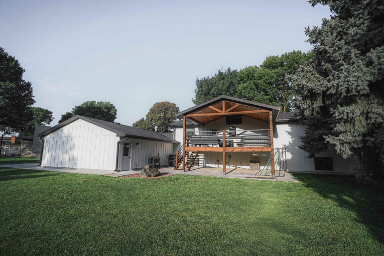 1318 Regency Drive Hastings, Nebraska 68901, 4 Bedroom Bedrooms, ,3 BathroomBathrooms,Residential,For Sale,1318 Regency Drive,20261338