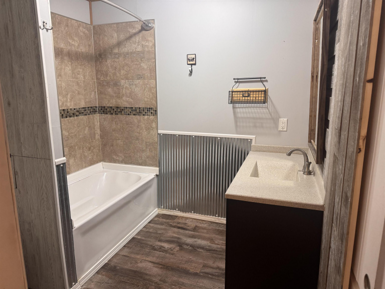 21 Sara Drive Hastings, Nebraska 68901, 3 Bedroom Bedrooms, ,2 BathroomBathrooms,Residential,For Sale,21 Sara Drive,20261341