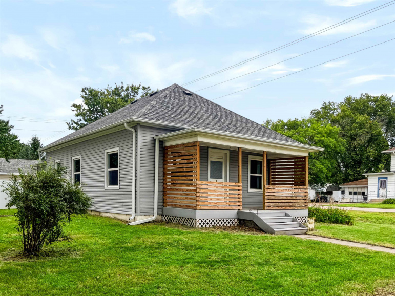 309 N Perkins Ave Kenesaw, Nebraska 68956, 2 Bedroom Bedrooms, ,1 BathroomBathrooms,Residential,For Sale,309 N Perkins Ave,20261347