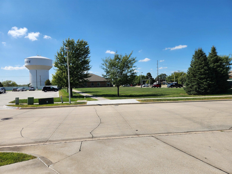 2908 W 39th Street Kearney, Nebraska 68845-1245, ,Land,For Sale,2908 W 39th Street,20261359