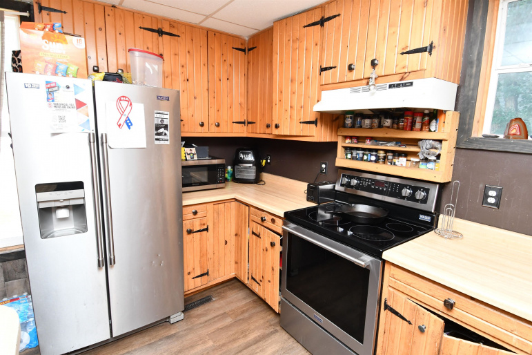 119 E 5th Street Hastings, Nebraska 68901, 3 Bedroom Bedrooms, ,2 BathroomBathrooms,Residential,For Sale,119 E 5th Street,20261356
