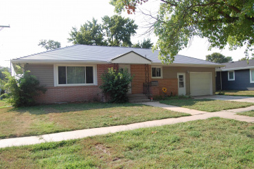 1208 Marshall Street Wood River, Nebraska 68883, 3 Bedrooms Bedrooms, ,2 BathroomsBathrooms,Residential,For Sale,1208 Marshall Street,20261187