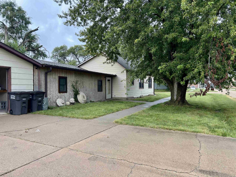 545 4th Avenue Fairmont, Nebraska 68354, 2 Bedroom Bedrooms, ,2 BathroomBathrooms,Residential,For Sale,545 4th Avenue,20261363