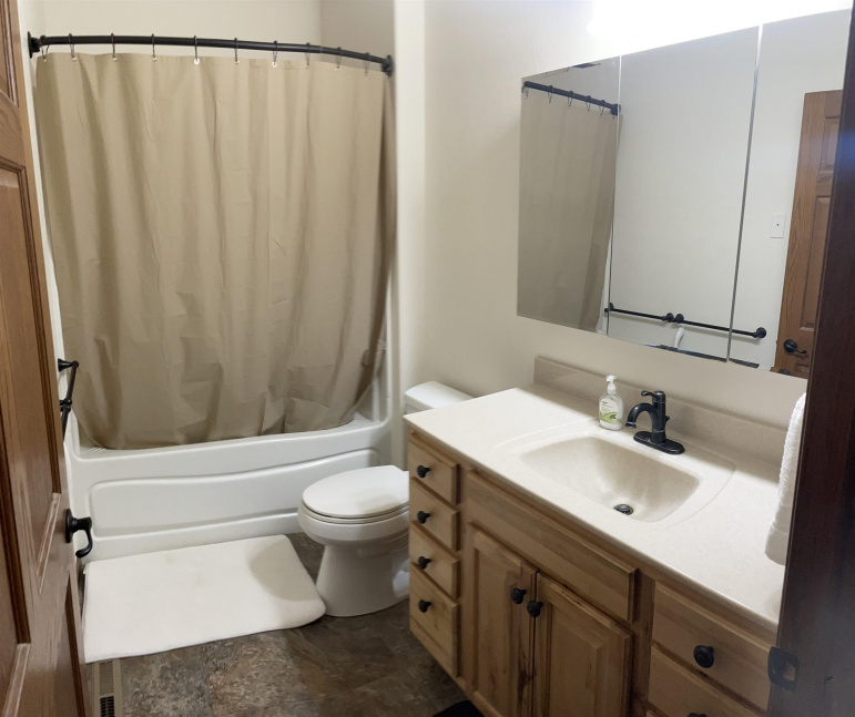 85 Lakeview Acres Johnson Lake, Nebraska 68937-0000, 2 Bedrooms Bedrooms, ,3 BathroomsBathrooms,Residential,For Sale,85 Lakeview Acres,20251197