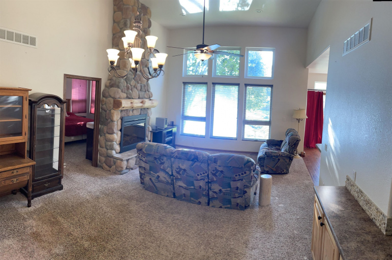 85 Lakeview Acres Johnson Lake, Nebraska 68937-0000, 2 Bedrooms Bedrooms, ,3 BathroomsBathrooms,Residential,For Sale,85 Lakeview Acres,20251197