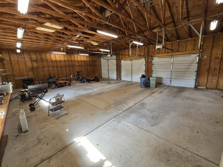 208 Lincoln Avenue Shelton, Nebraska 68876, 3 Bedroom Bedrooms, ,2 BathroomBathrooms,Residential,For Sale,208 Lincoln Avenue,20261223
