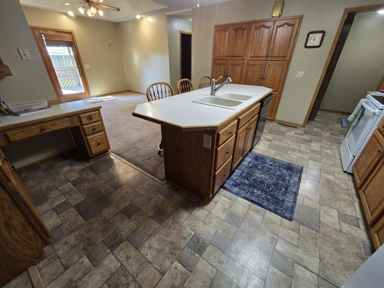 208 Lincoln Avenue Shelton, Nebraska 68876, 3 Bedroom Bedrooms, ,2 BathroomBathrooms,Residential,For Sale,208 Lincoln Avenue,20261223