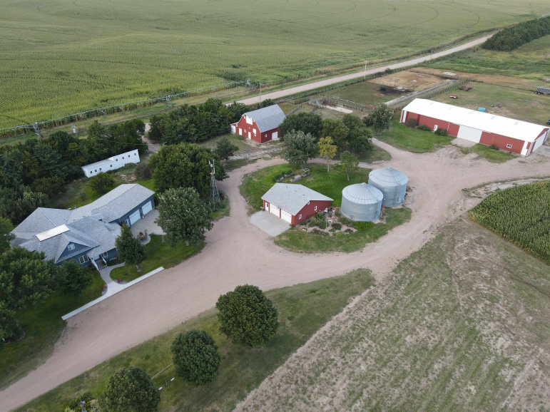 73994 B Road Bertrand, Nebraska 68927, 7 Bedroom Bedrooms, ,5 BathroomBathrooms,Residential,For Sale,73994 B Road,20261368