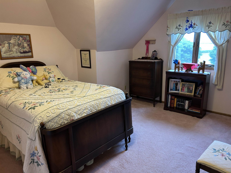 73994 B Road Bertrand, Nebraska 68927, 7 Bedroom Bedrooms, ,5 BathroomBathrooms,Residential,For Sale,73994 B Road,20261368
