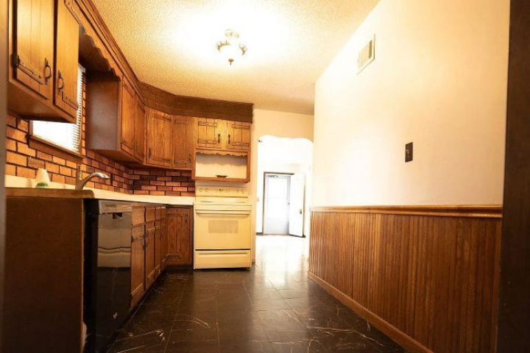 509 W 7th Street McCook, Nebraska 69001, 2 Bedroom Bedrooms, ,2 BathroomBathrooms,Residential,For Sale,509 W 7th Street,20261371