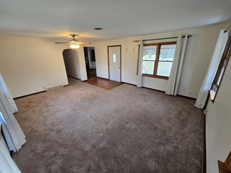 504 Lincoln Avenue Shelton, Nebraska 68876, 2 Bedroom Bedrooms, ,1 BathroomBathrooms,Residential,For Sale,504 Lincoln Avenue,20261370