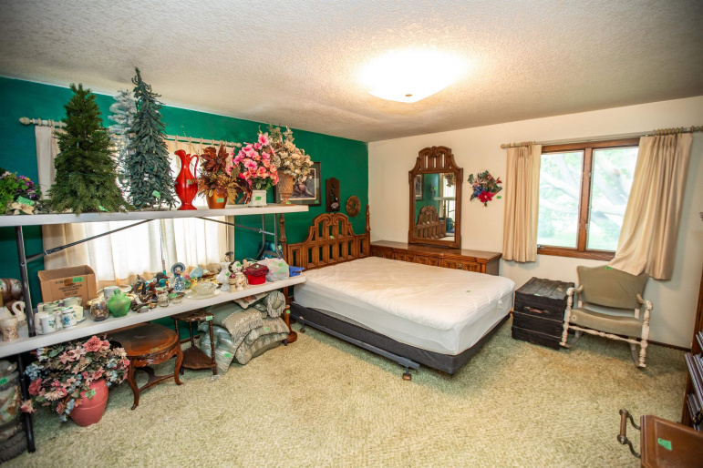 1209 Blaine Street Holdrege, Nebraska 68949, 2 Bedroom Bedrooms, ,2 BathroomBathrooms,Residential,For Sale,1209 Blaine Street,20261369