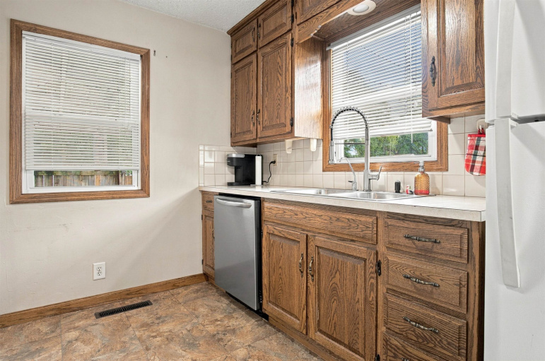 517 E 2nd Street Minden, Nebraska 68959, 3 Bedroom Bedrooms, ,2 BathroomBathrooms,Residential,For Sale,517 E 2nd Street,20261377
