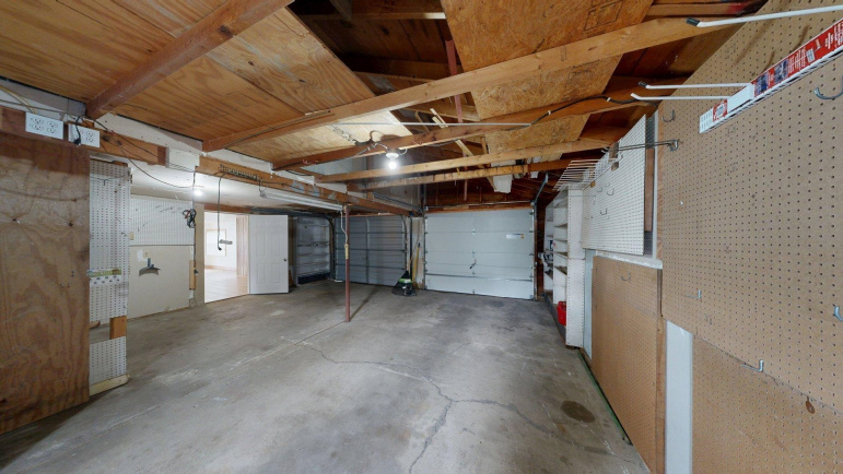 1719 B Avenue Gothenburg, Nebraska 69138, 3 Bedroom Bedrooms, ,3 BathroomBathrooms,Residential,For Sale,1719 B Avenue,20261375