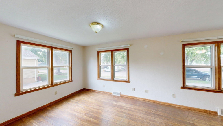 1719 B Avenue Gothenburg, Nebraska 69138, 3 Bedroom Bedrooms, ,3 BathroomBathrooms,Residential,For Sale,1719 B Avenue,20261375