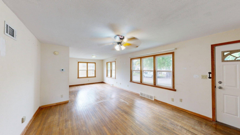 1719 B Avenue Gothenburg, Nebraska 69138, 3 Bedroom Bedrooms, ,3 BathroomBathrooms,Residential,For Sale,1719 B Avenue,20261375