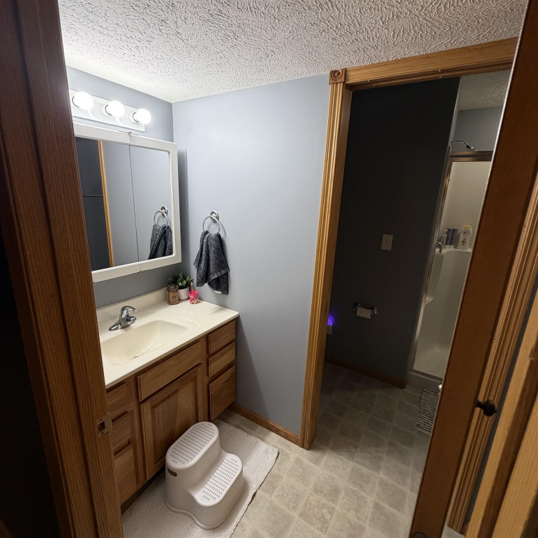 711 13th Ave Kearney, Nebraska 68845, 4 Bedroom Bedrooms, ,3 BathroomBathrooms,Residential,For Sale,711 13th Ave,20261385