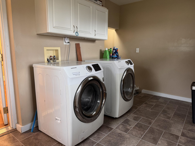 112 N Center Street Clay Center, Nebraska 68933, 5 Bedrooms Bedrooms, ,2 BathroomsBathrooms,Residential,For Sale,112 N Center Street,20261386