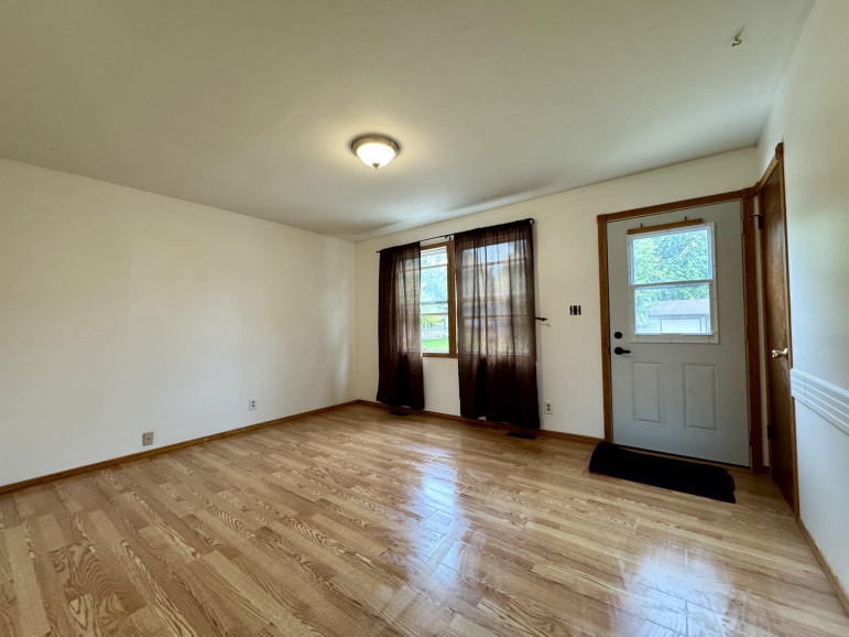 1331 11th Avenue Kearney, Nebraska 68845-6543, 3 Bedroom Bedrooms, ,1 BathroomBathrooms,Residential,For Sale,1331 11th Avenue,20261383