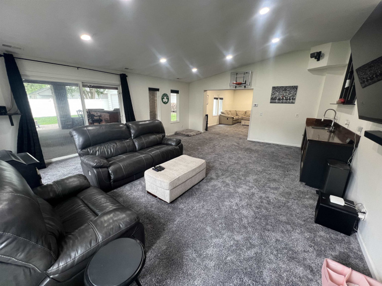 831 N Lexington Hastings, Nebraska 68901, 5 Bedroom Bedrooms, ,3 BathroomBathrooms,Residential,For Sale,831 N Lexington,20261380