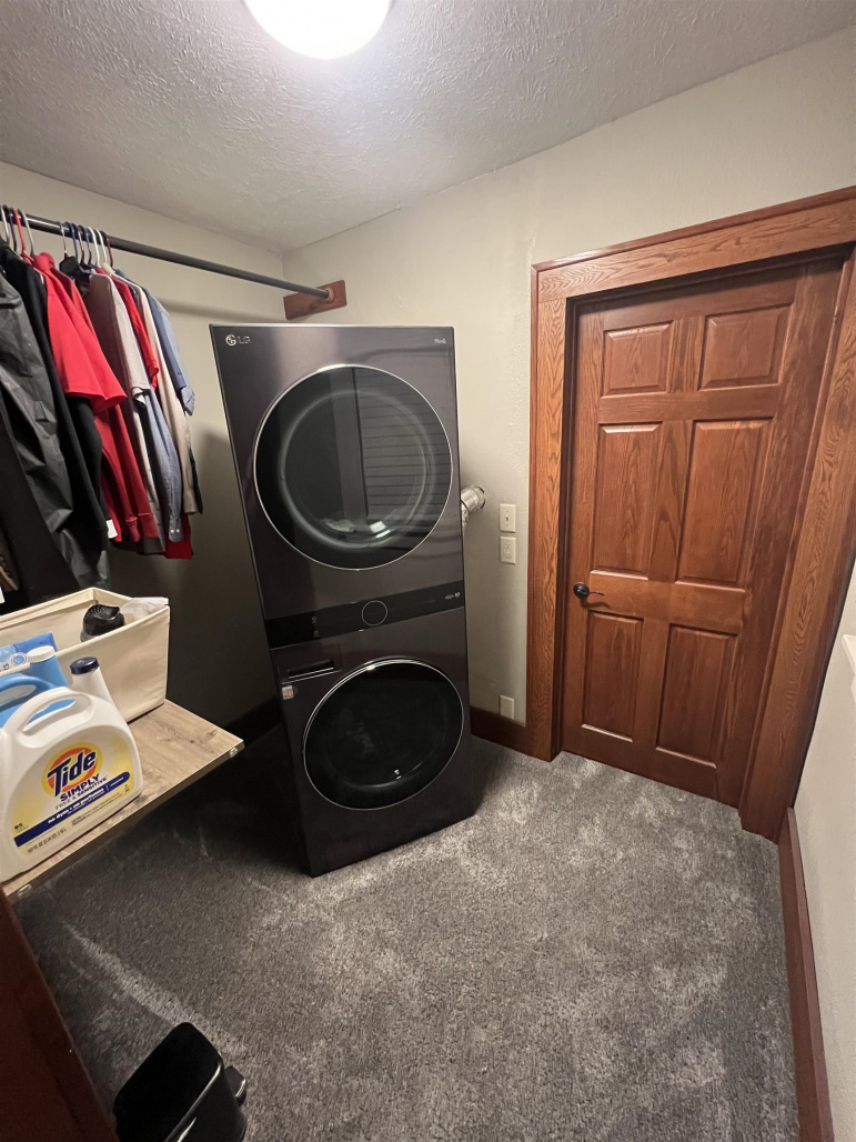 831 N Lexington Hastings, Nebraska 68901, 5 Bedroom Bedrooms, ,3 BathroomBathrooms,Residential,For Sale,831 N Lexington,20261380