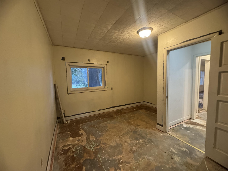 602 Ripley Street Elwood, Nebraska 68937, 3 Bedroom Bedrooms, ,2 BathroomBathrooms,Residential,For Sale,602 Ripley Street,20261379