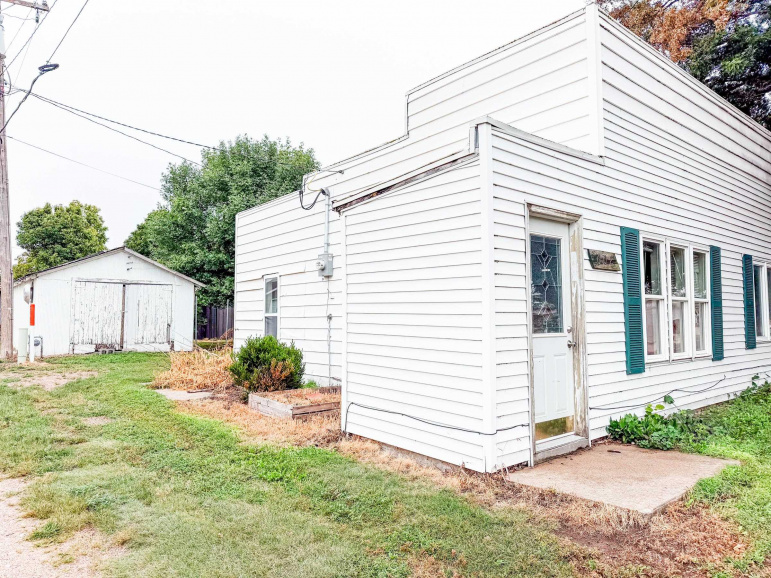 602 Ripley Street Elwood, Nebraska 68937, 3 Bedroom Bedrooms, ,2 BathroomBathrooms,Residential,For Sale,602 Ripley Street,20261379