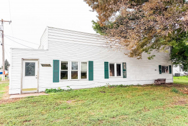 602 Ripley Street Elwood, Nebraska 68937, 3 Bedrooms Bedrooms, ,2 BathroomsBathrooms,Residential,For Sale,602 Ripley Street,20261379