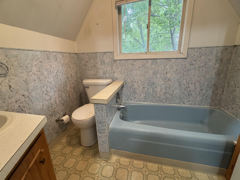 106 N Smith Avenue Elwood, Nebraska 68937, 3 Bedroom Bedrooms, ,2 BathroomBathrooms,Residential,For Sale,106 N Smith Avenue,20261378
