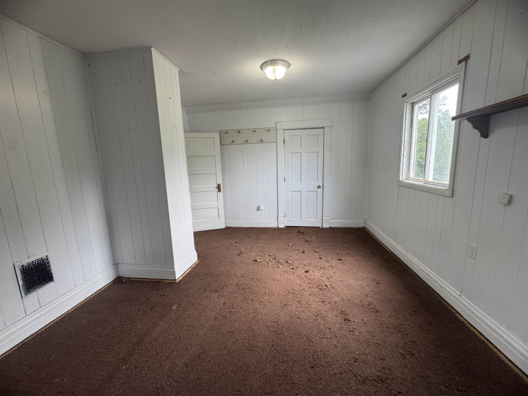 106 N Smith Avenue Elwood, Nebraska 68937, 3 Bedroom Bedrooms, ,2 BathroomBathrooms,Residential,For Sale,106 N Smith Avenue,20261378