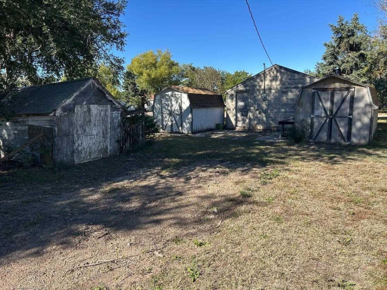 112 W High Street Lexington, Nebraska 68850, 2 Bedroom Bedrooms, ,1 BathroomBathrooms,Residential,For Sale,112 W High Street,20261389